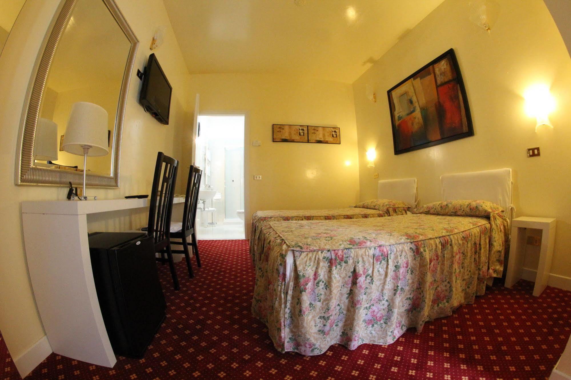 Europa Fiera Rho Hotel Luaran gambar